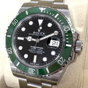 ロレックス サブマリーナ デイト 126610LV