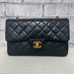 シャネル マトラッセ チェーンショルダーバッグ 23 A01113 ラムスキン ゴールド金具