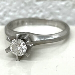ダイヤモンドリング 0.38ct