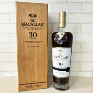 ザ・マッカラン 30年 シェリーオーク ホワイトラベル ブラックリボン