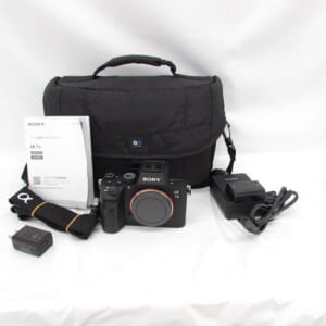 SONY ソニー ミラーレス一眼カメラ α7 III ILCE-7M3 ブラック 中古品