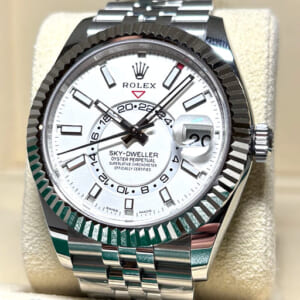 スカイドゥエラー SS ホワイト