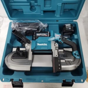 マキタ 充電式ポータブルバンドソー PB001GRDX