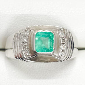 エメラルドリング 1.21ct