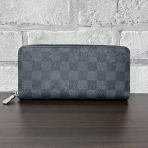ルイヴィトン ダミエグラフィット ジッピーウォレットホリゾンタル N00056