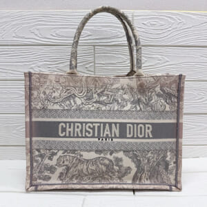 ディオール ブックトート ミディアム