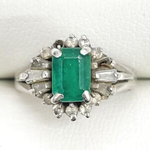 エメラルドリング PT900