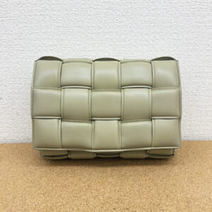 ボッテガヴェネタ パデットカセット 591970