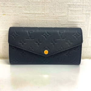 ルイヴィトン モノグラムアンプラント ポルトフォイユサラ M82257
