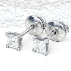 ティファニー プリンセスカットダイヤモンドピアス 0.38ct