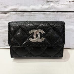シャネル マトラッセ スモールフラップウォレット AP4328 黒 キャビアスキン 3つ折り