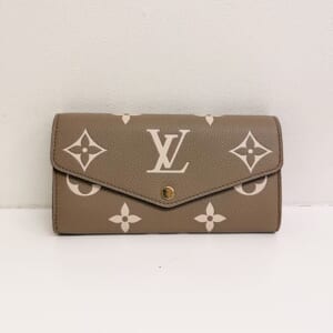 ルイヴィトン モノグラムアンプラント ポルトフォイユサラ M81049
