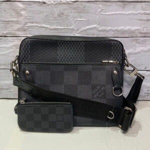 ルイヴィトン ダミエグラフィット トリオメッセンジャー N50017