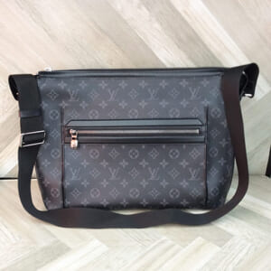 ルイヴィトン モノグラムエクリプス オディセメッセンジャーMM M44224