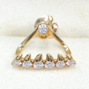 タサキ デインジャー ガルパーダイヤモンドイヤリング