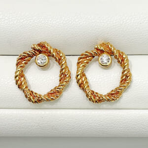 ダイヤモンドピアス K18