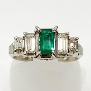 エメラルドリング 0.430ct