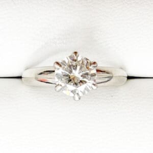 ダイヤモンドリング 0.83ct