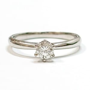 ダイヤモンドリング 0.305ct