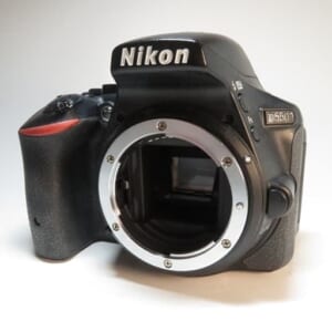 Nikon ニコン デジタル一眼レフカメラ D5500 ボディ 中古品