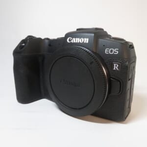 Canon キャノン ミラーレス一眼カメラ EOS RP ボディ 中古品