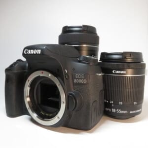 Canon キャノン デジタル一眼レフカメラ EOS 8000D ダブルズームキット 中古品