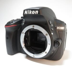 Nikon ニコン デジタル一眼レフカメラ D5300 ボディ 中古品