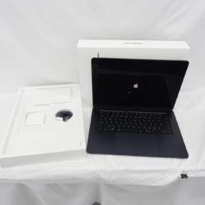 Apple MacBook Air 2023 15インチ ミッドナイト Z18T000WB M2/8C CPU/10C GPU/16GB/SSD256GB 中古品