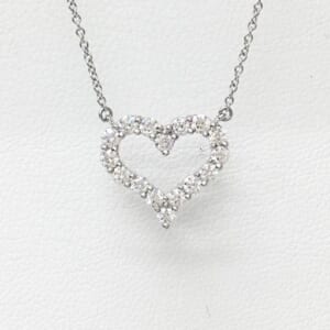 ティファニー センチメンタルハートスモールネックレス 