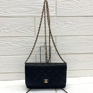 シャネル マトラッセ チェーンウォレット AP4241 キャビアスキン ゴールド金具