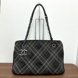 シャネル ワイルドステッチ チェーントートバッグ