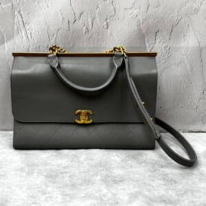 シャネル チェーンショルダーバッグ