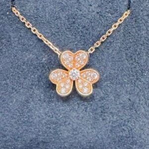 ヴァンクリーフ＆アーペル フリヴォルペンダント VCARP7RI00