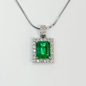 エメラルドネックレス 2.96ct