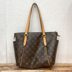 ルイヴィトン モノグラム トータリーPM M56688