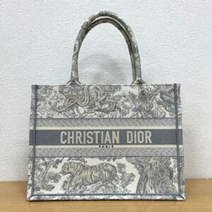 ディオール ブックトート ミディアム M1296ZTDT_M20I