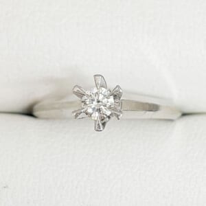 ダイヤモンドリング 0.24ct