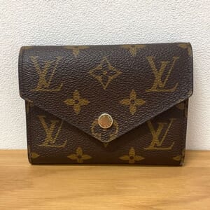 ルイヴィトン モノグラム ポルトフォイユヴィクトリーヌ M62472