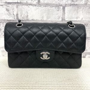 シャネル マトラッセ チェーンショルダーバッグ A01113 キャビアスキン シルバー金具 未使用