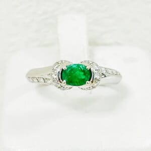 エメラルドリング 0.3ct