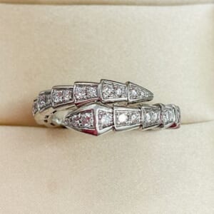 ブルガリ セルペンティ ヴァイパーリング 354710