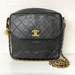 シャネル ラムスキン チェーンショルダーバッグ ココボール ゴールド金具
