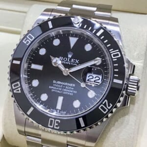 ロレックス サブマリーナ デイト 126610LN