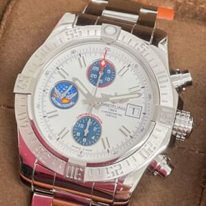 ブライトリング アベンジャー II ブルーインパルス リミテッドエディション A133811A/A811