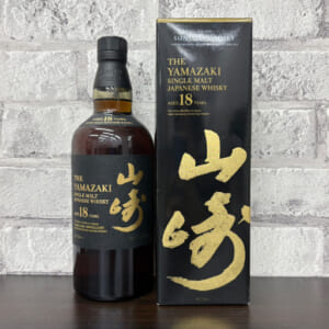 山崎 18年 シングルモルト ホログラムシール有 箱ダメージ有