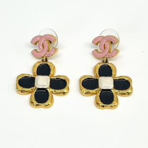 シャネル ココマーク フラワーモチーフピアス ABC244