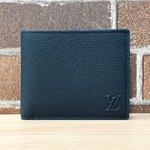 ルイヴィトン アエログラム ポルトフォイユマルコ M25944