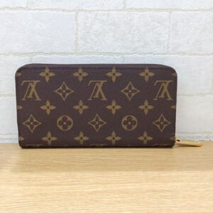 ルイヴィトン モノグラム ジッピーウォレット M41895