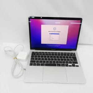 Apple アップル ノートパソコン MacBook Air 2020 シルバー A2337 M1チップ/8GB/SSD256GB 中古品