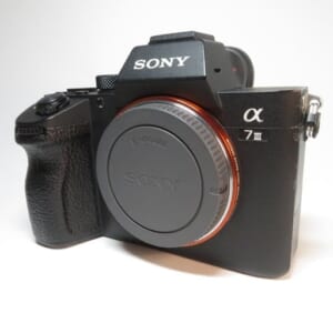 SONY ソニー ミラーレス一眼カメラ α7III ボディ ILCE-7M3 中古品